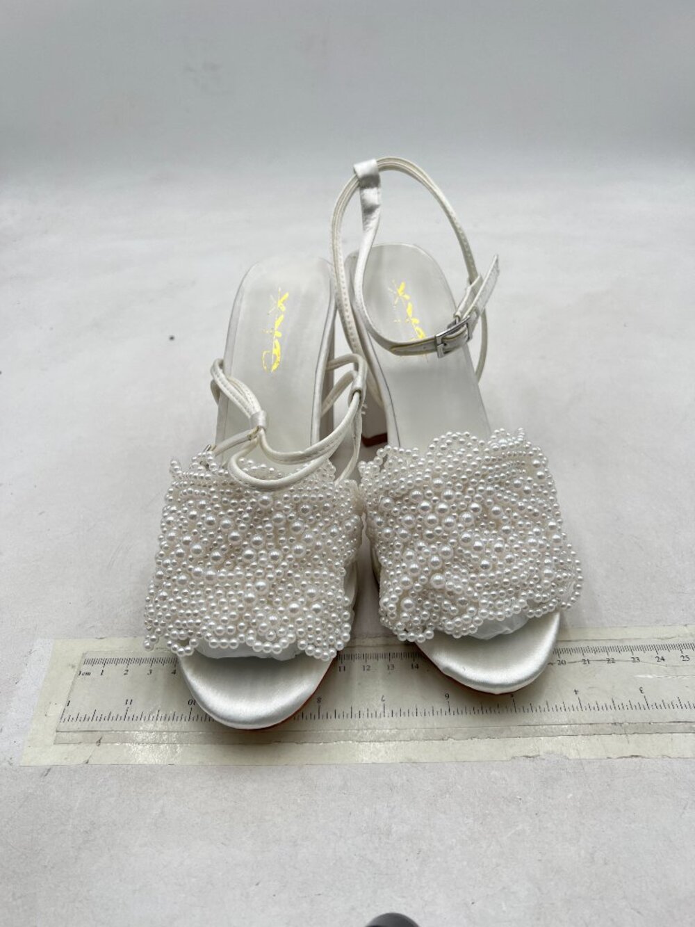 XYD White Block Heel Pearl Sandals for Bride Open Toe Buckled Ankle Strap Shoes - Picture 3 of 8